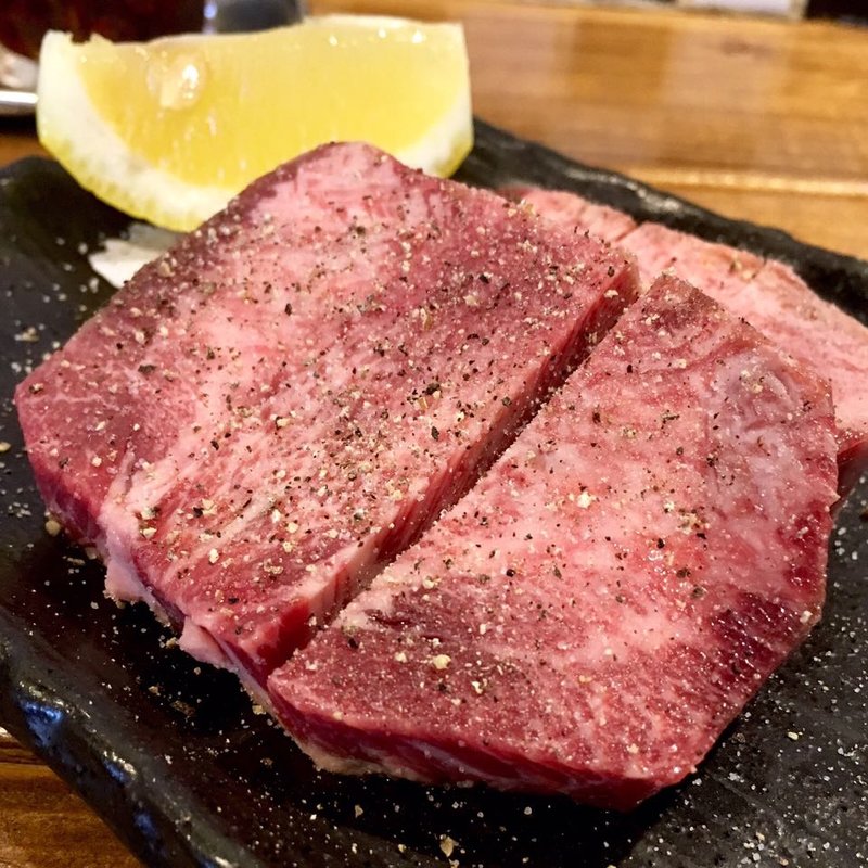 厚切り上タン(焼肉 座牛)