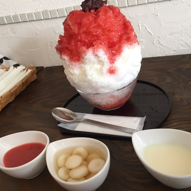いちご練乳(マザーリッチ かき氷専門)