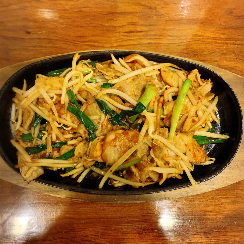 豚キムチ炒め(九州居酒屋いちばんや)