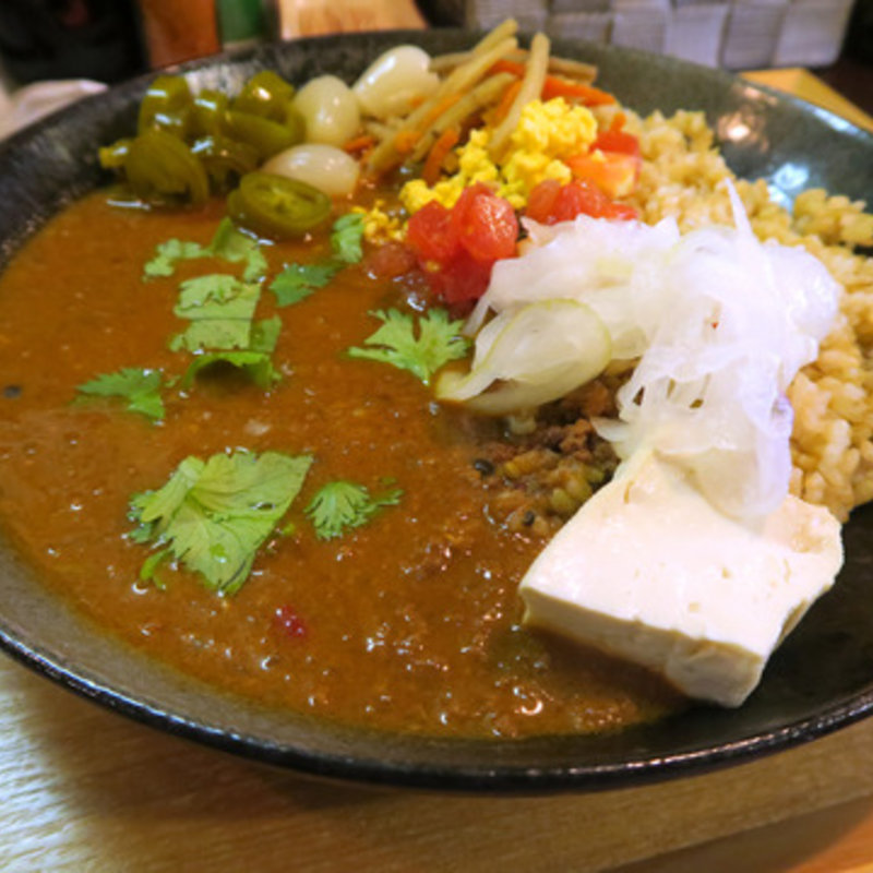 激辛ハラペーニョのせ　玄米キーマカレー(鍋とカレーとお酒のジッキン)