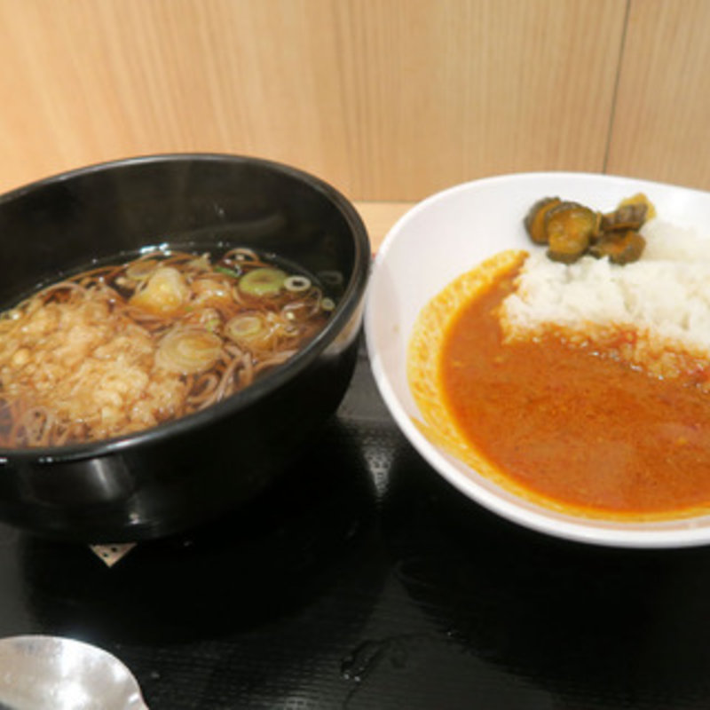 朝カレー定食(よもだそば 日本橋店)