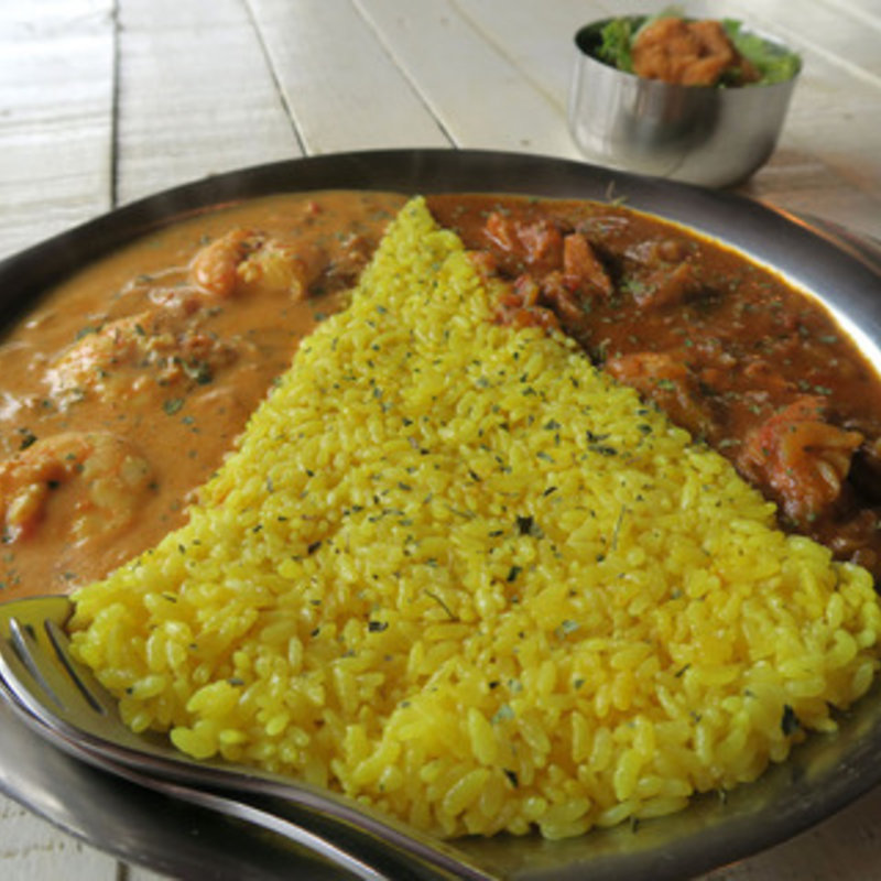 カレー2種（あいがけ）(パラード)