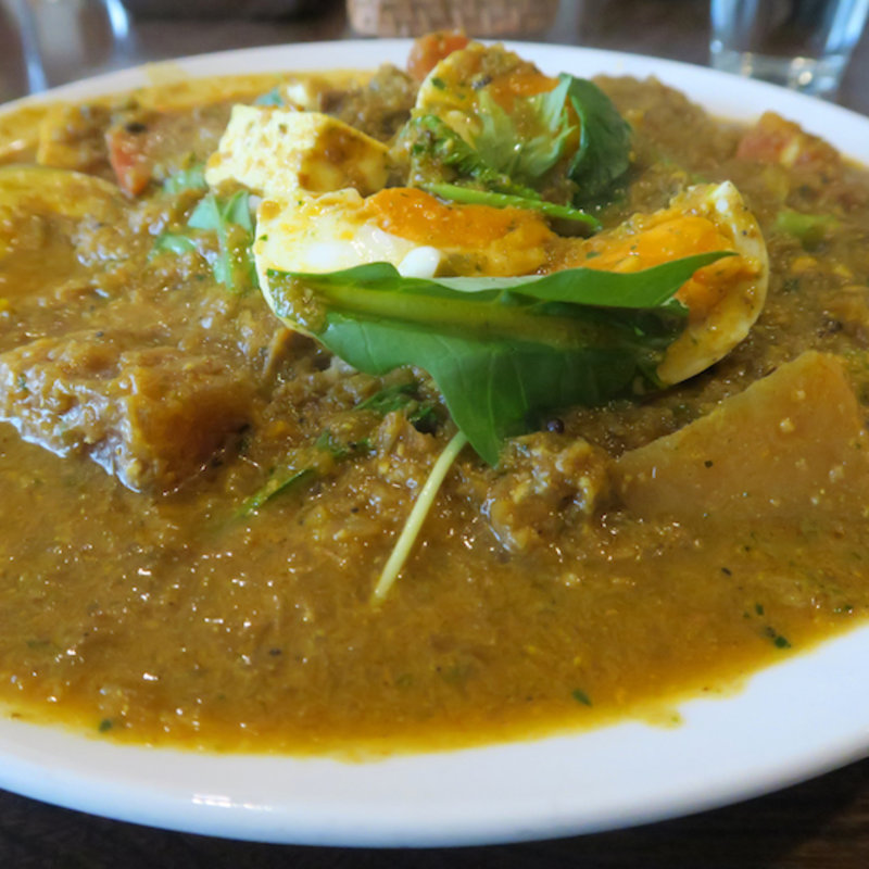 ミックスBやや具だくさん+タマゴ(カシミール)