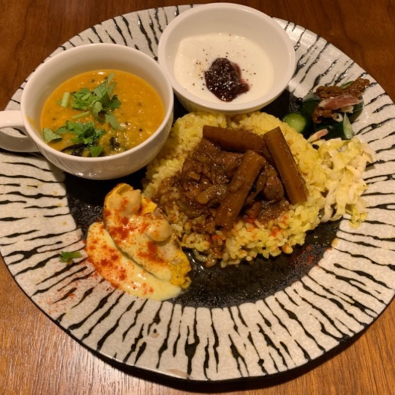 朝ごはんプレート(鶏ごぼうカレー)(般ﾟ若（ぱんにゃ）)