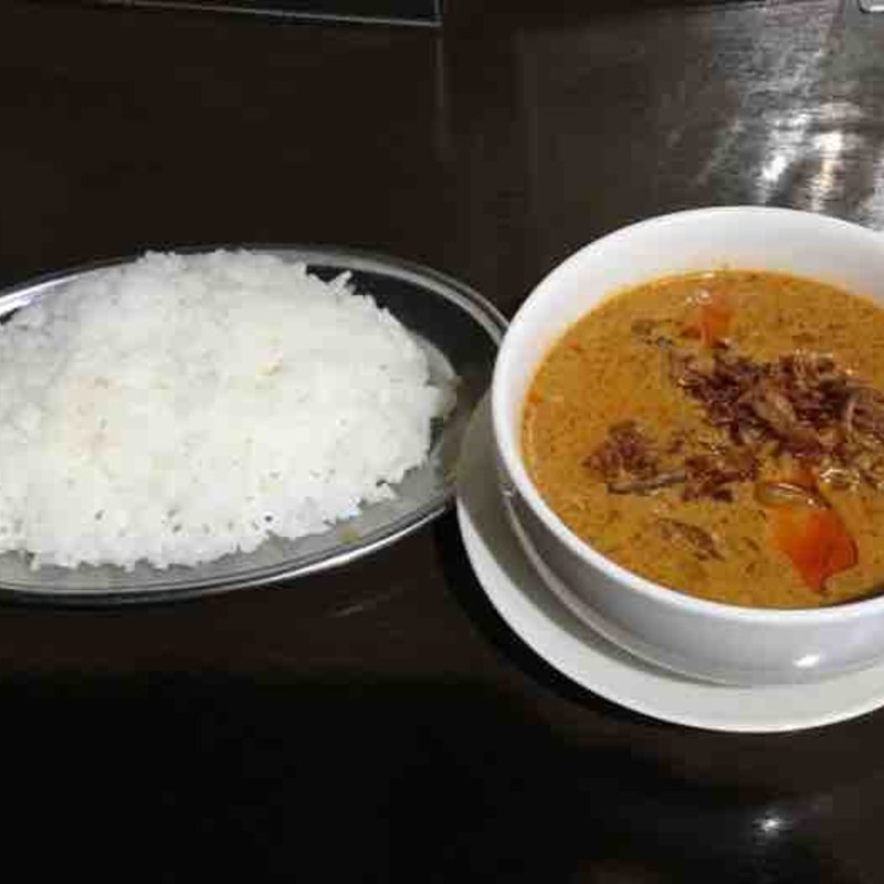 モーラムマッサマンカレー(タイ東北モーラム酒店)