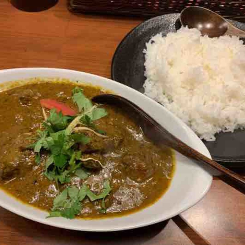 スパイシーマトンカレー、ジャスミンライス(スパイスバザール アチャカナ)