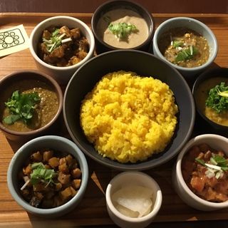 全部乗せ(ハブモアカレー （have more curry）)