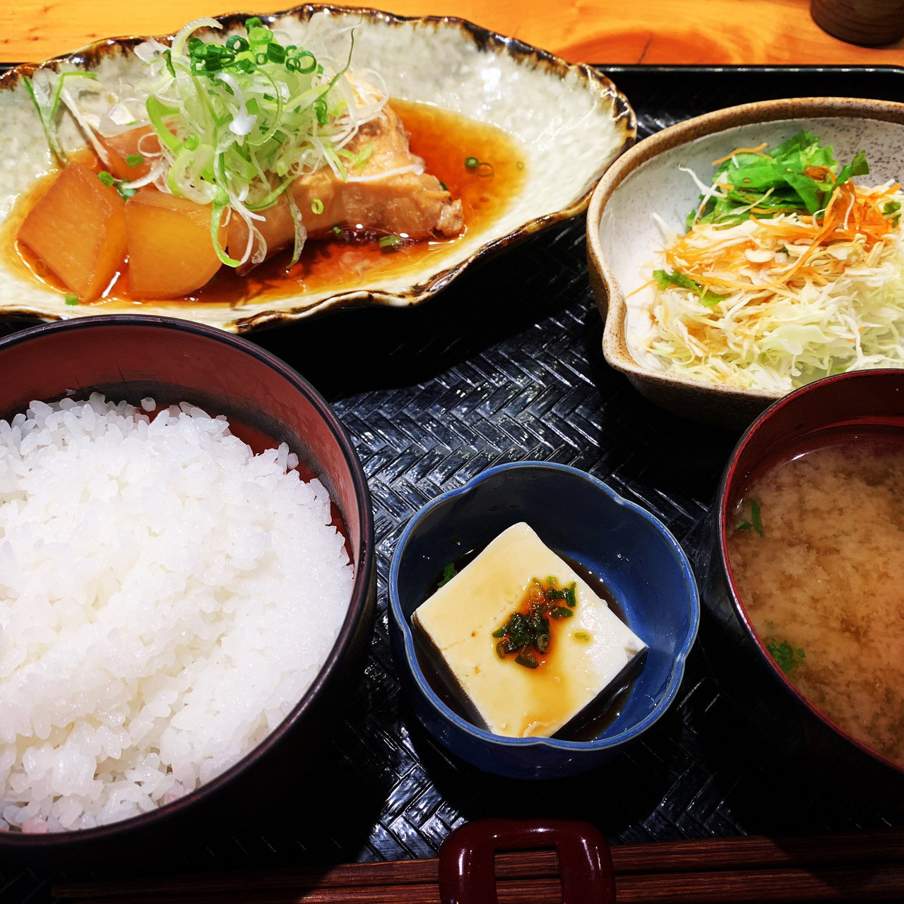 カジキマグロ煮付け定食 さかなさま 大手町店 の口コミ一覧 おいしい一皿が集まるグルメコミュニティサービス Sarah