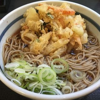 天ぷらそば(蕎麦一心たすけ 田町店)