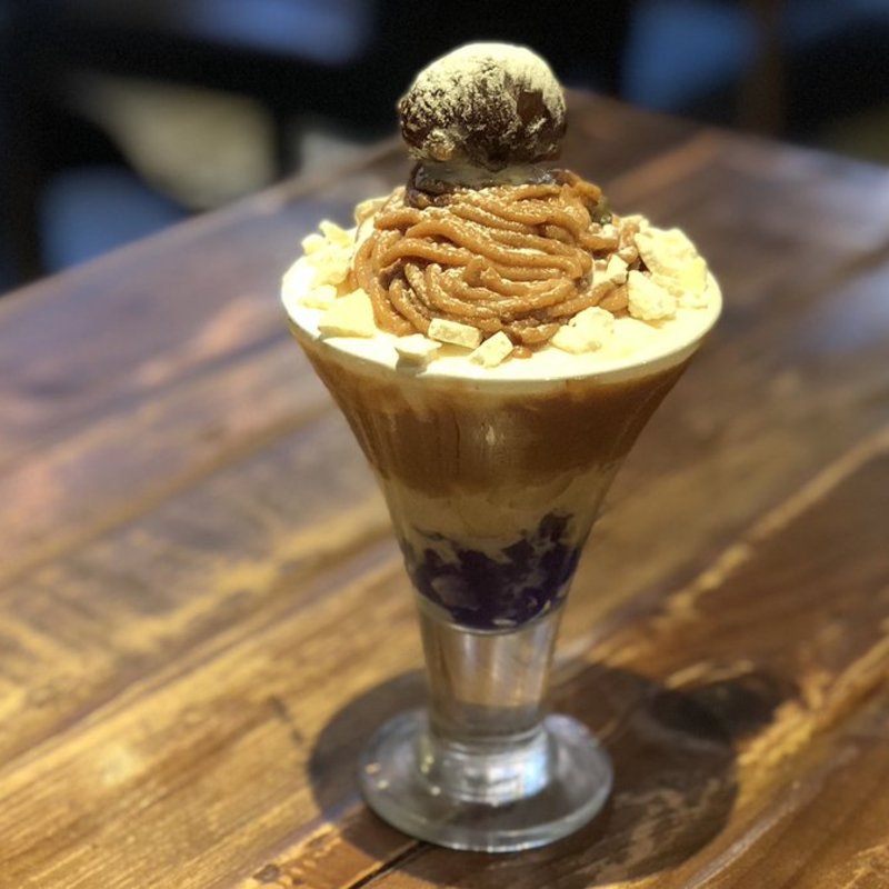 パルフェマロン(イニシャル （INITIAL）)