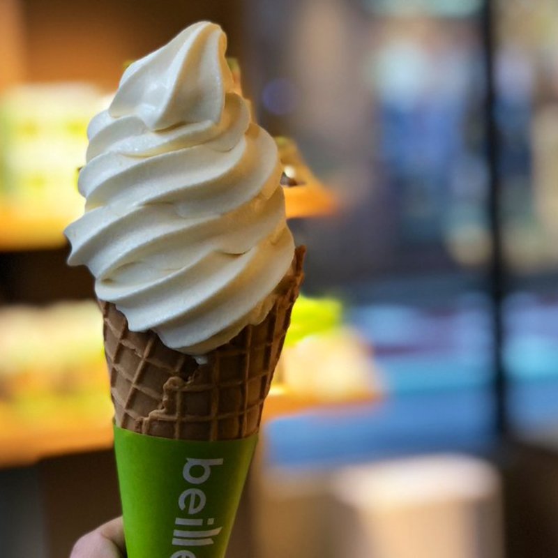 高級発酵バタープレミアムソフトクリーム(ベイユヴェール beillevaire 麻布十番店)