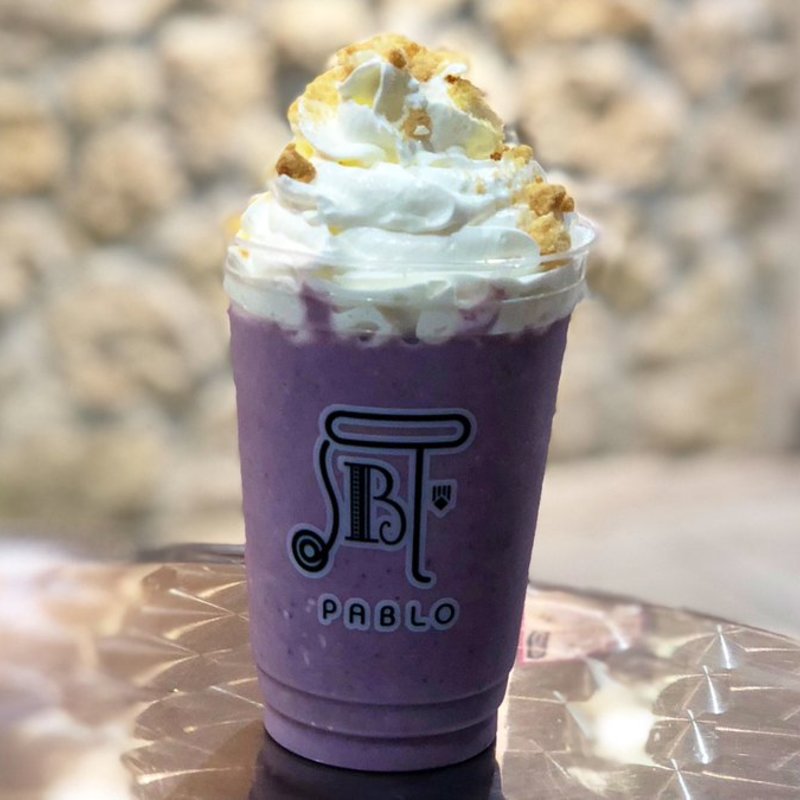 パブロスムージー紅芋(焼きたてチーズタルト専門店PABLO 沖縄国際通り店 （パブロ）)