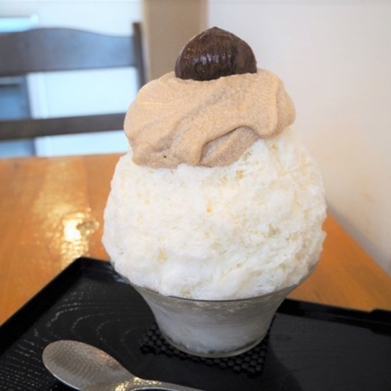 丹波の栗とミルクと…(居酒屋 食卓家 元町店)