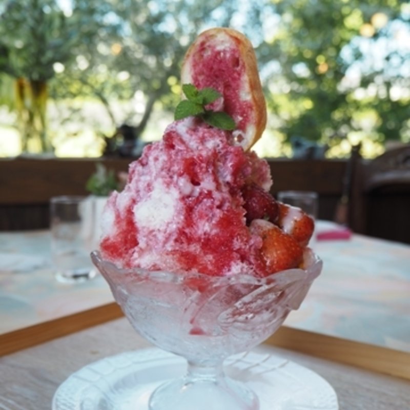 古都華苺かき氷(アルペンローゼ 神功本店 （Alpenrose）)