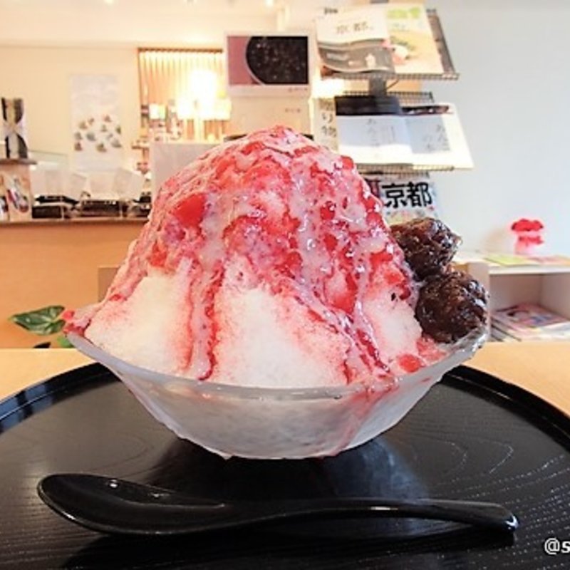 あんこ載せ放題のかき氷　生いちご (都松庵 （TOSHOaN ）)