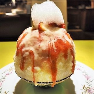 シークレット氷 苺とカスタード(ビストロ ル・クレール)