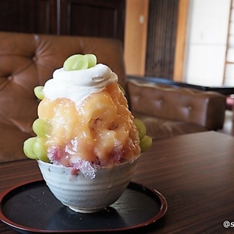 桃と葡萄 かき氷 (TRICO （トリコ）)