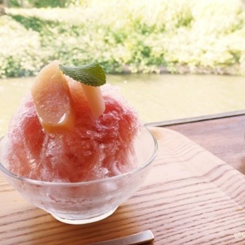 モナンシロップかき氷　カシス(水辺のカフェ 三宅商店 酒津 )