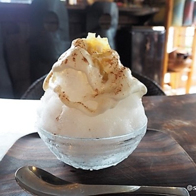 エスプーマかき氷　ソイミルク味(ｃａｆｅ ｂａｌｉ ｇａｓｉ 北山 （カフェ バリガシ）)