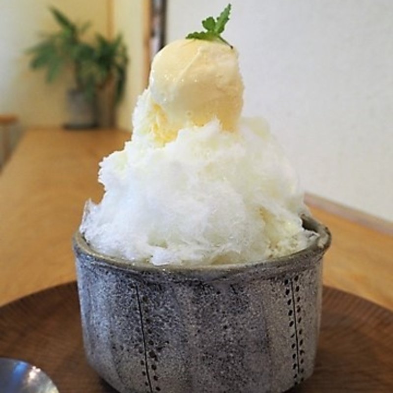 りんごとアップルミントのかき氷(なかなかの森)