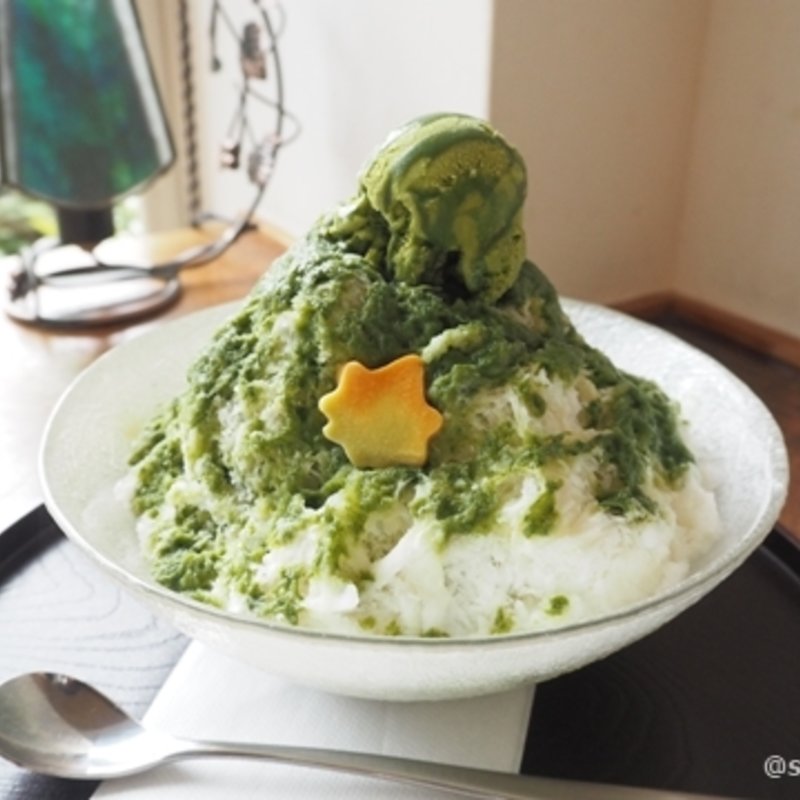 抹茶ラテ(期間限定）(金の百合亭 （キンノユリテイ）)