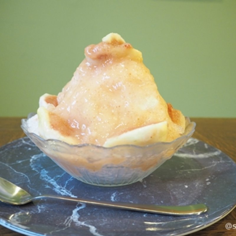 イチジクカキ氷(パーラー マズルカ)