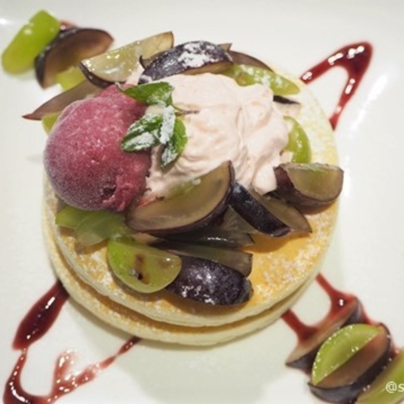 9月限定　ぶどうのパンケーキ　ドリンクセット(ロカンダ )