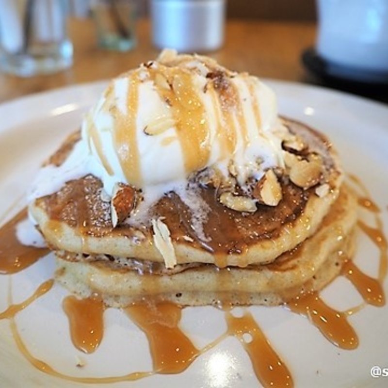 キャラメルナッツパンケーキ(ハレイロ)