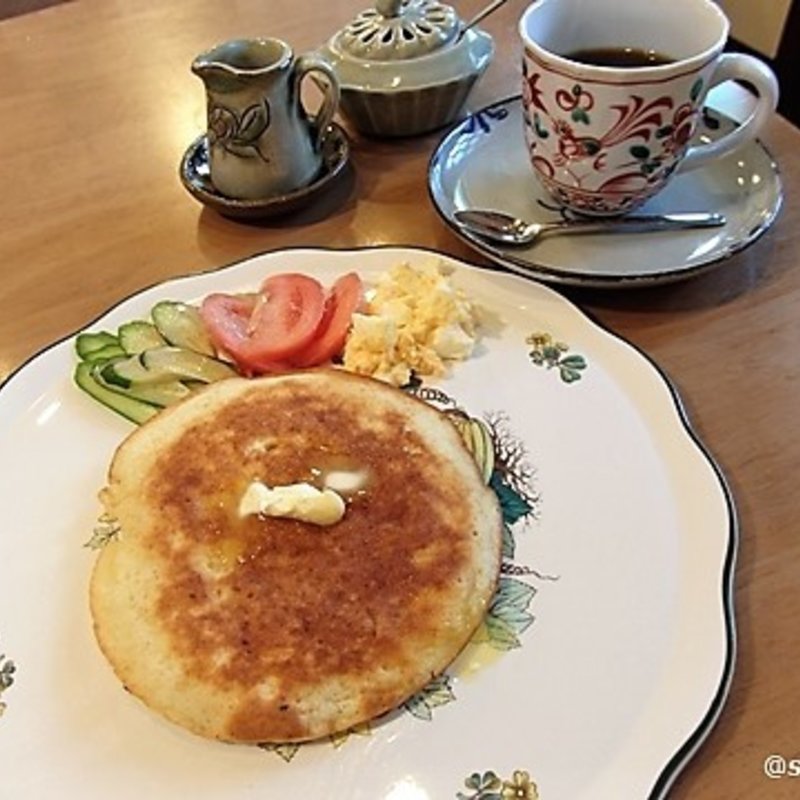 パンケーキwith　野菜＆玉子　ドリンク付き(ゆっくりカフェもこもこ)