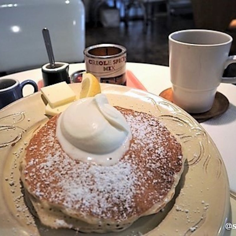 イップクリームwithレモンでコーヒーとのセット(APOC パンケーキ)