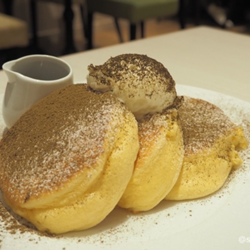 ほうじ茶のティラミスパンケーキ(幸せのパンケーキ 京都店)