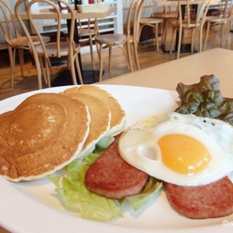 アーリーバードディッシュ(Eggs 'n Things 神戸ハーバーランド店)