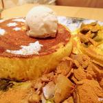 期間限定 かぼちゃクリームと洋梨のハロウィンパンケーキ(マーファ カフェ ルクア大阪店 （MARFA CAFE）)