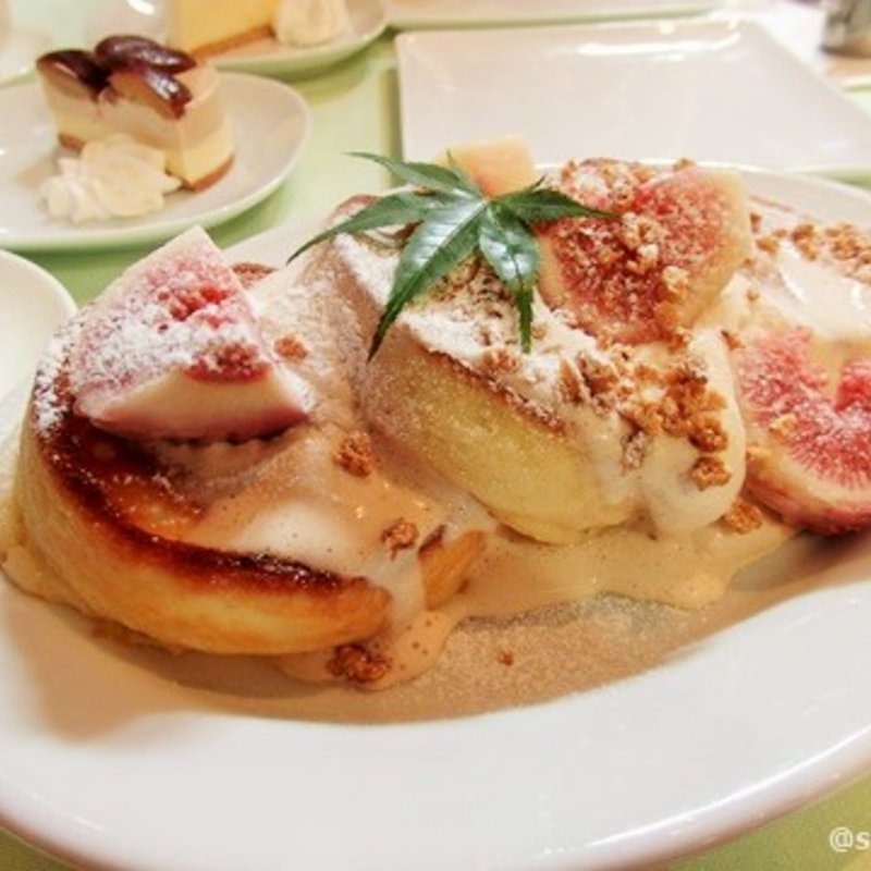 紅茶といちじくのパンケーキ　セット　(チーズケーキ専門店 D's Cheese)