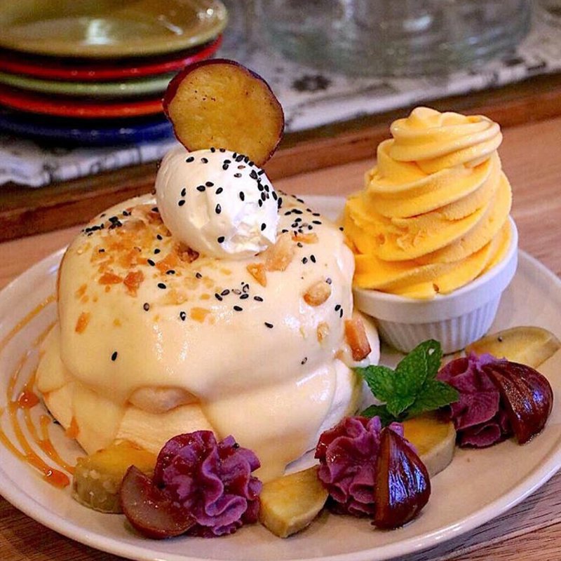 さつまいもパンケーキ(プランピーパンケーキス （plumpy pancakes）)