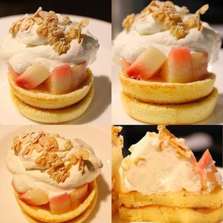 桃とリコッタチーズパンケーキ(リール ギンザ)