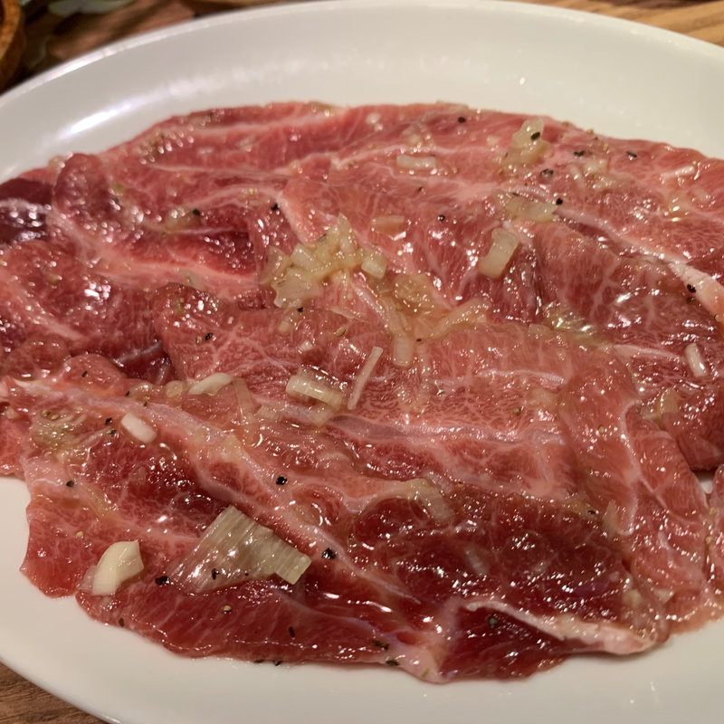 ほっぺ肉(ホルモン平田  別館)