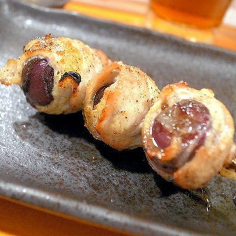 巨峰肉巻き(赤尾)