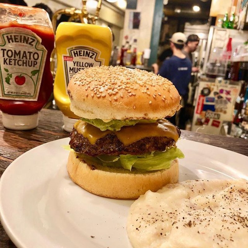 ヘレナボナムバーガー(W.P. GOLD BURGER)