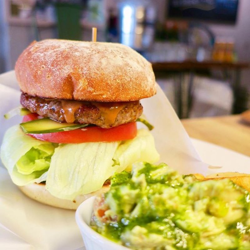 ラムバーガー(E・A・T)