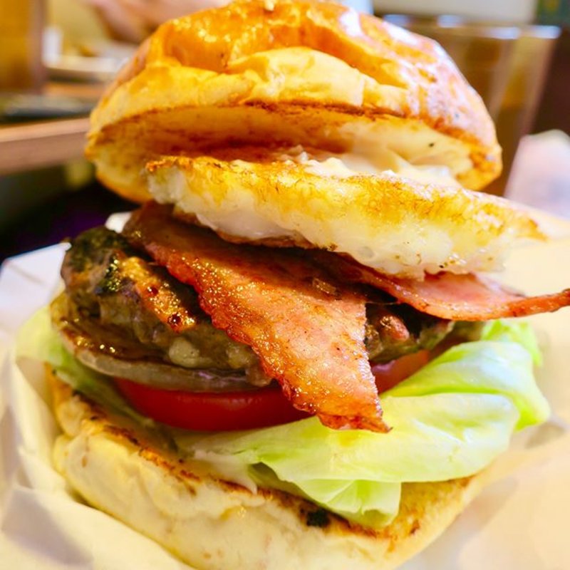 ベーコンエッグバーガー(フェローズ)