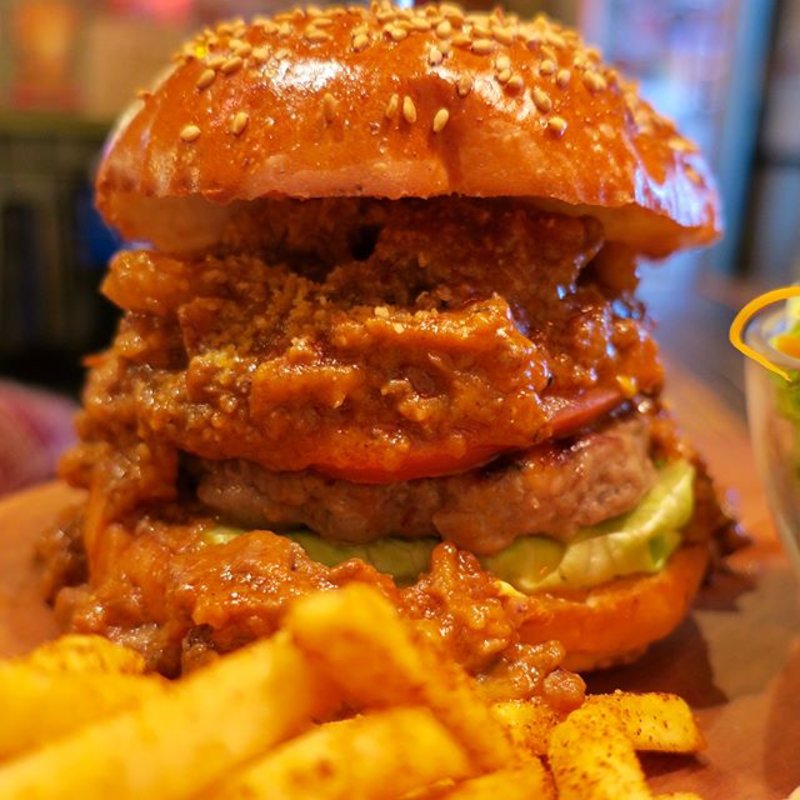 スロッピージョーとチリビーンズバーガー(ザ★ゴールデンハンバーガーズ)