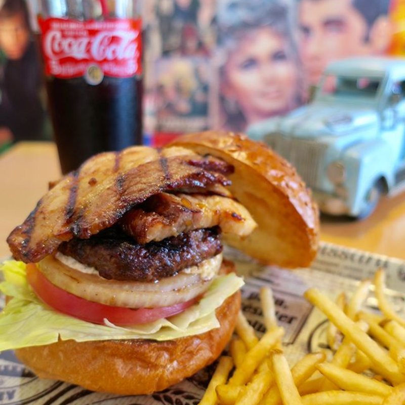 グルメベーコン(Nick & Renée)