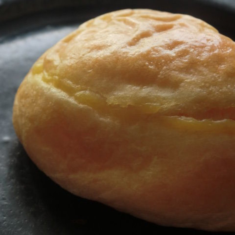 クリームパン(パン・ナガタ 鳥飼店)