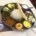 ベジタリアンタリ(シリ バラジ （Authentic South Indian Cuisine Sri Balaj）)