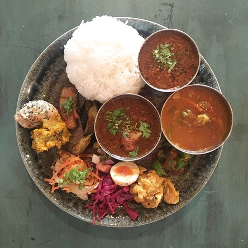 ランチカレーライス3種(虎子食堂)