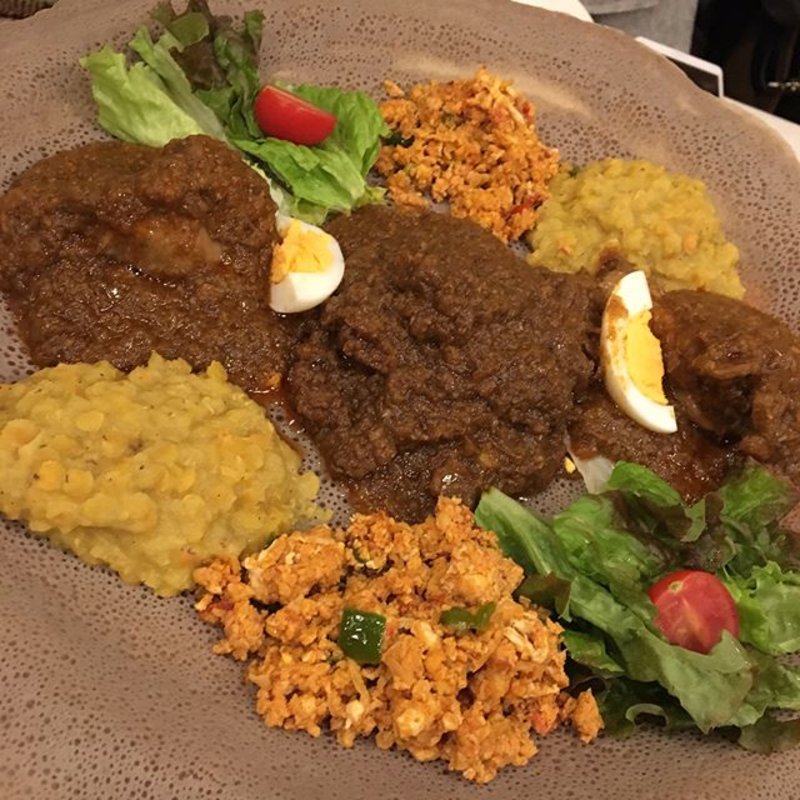 エチオピアトラディショナル盛り合わせ(クィーン シーバ)