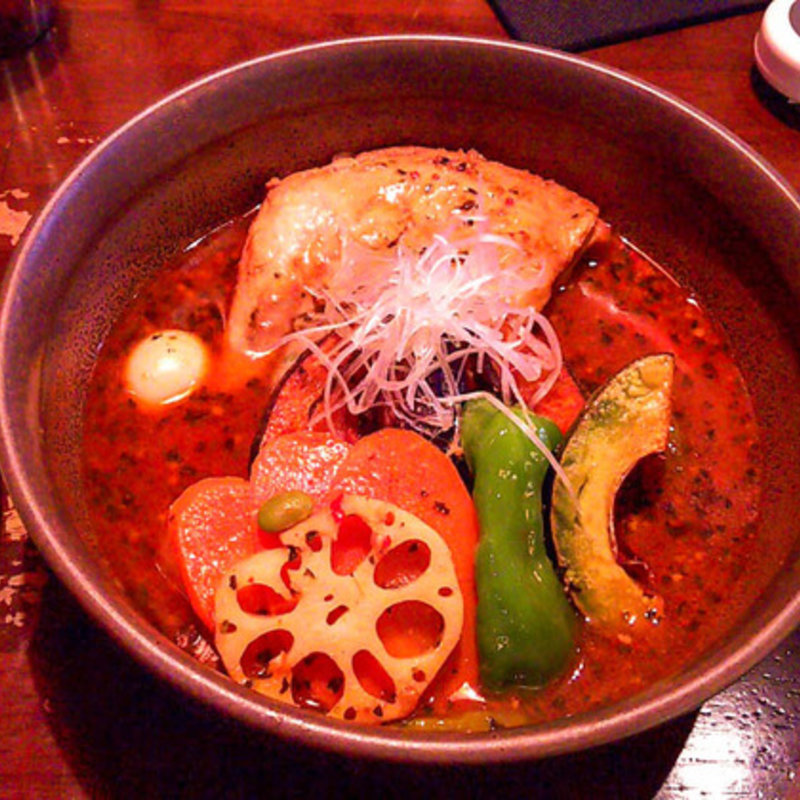 かいびゃくのチキンスープカリー (ピカンティ （Picante）)