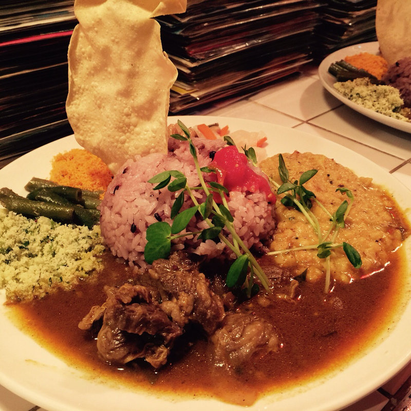 (ニジノホトケドリ)