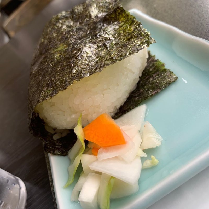 みそラ～メンとおにぎり(食堂ニューミサ)